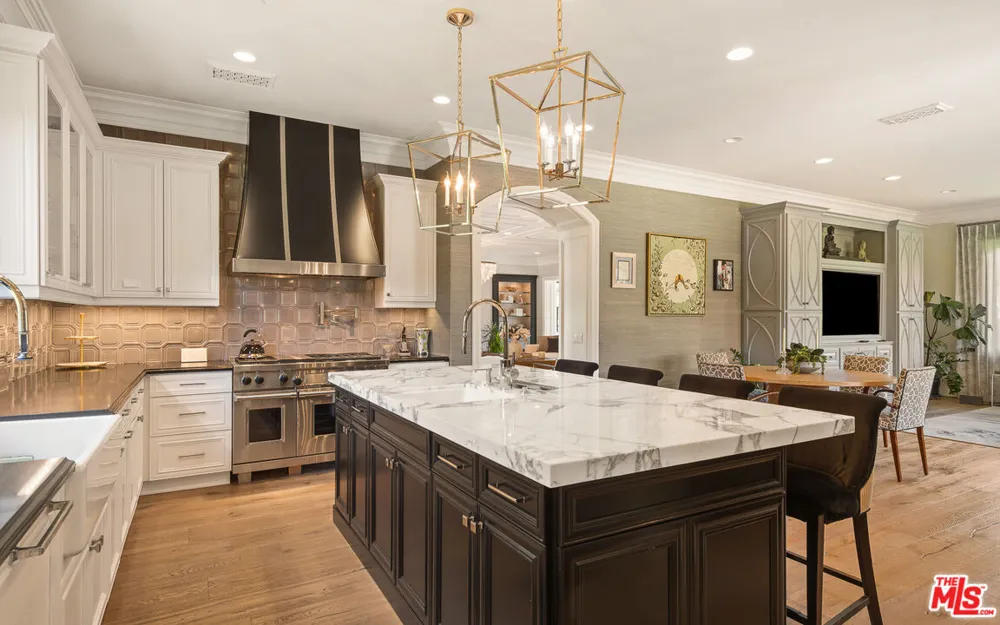 2691 Country Ridge Road Calabasas, CA 91302
