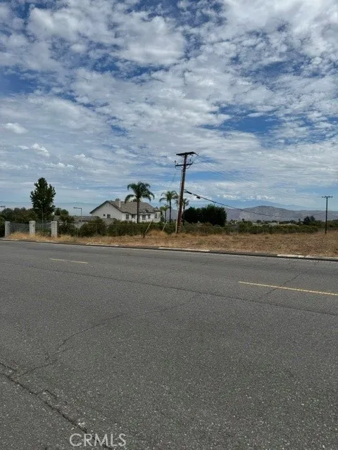 Gilbert Ave Corona, CA 92881