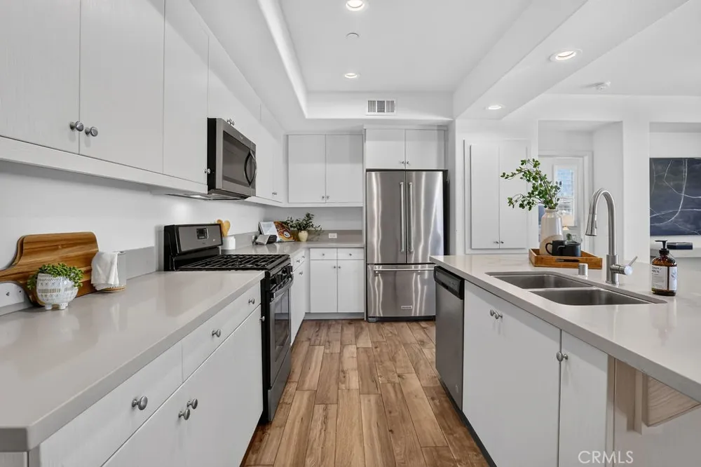 404 Maravilla Lane Brea, CA 92823