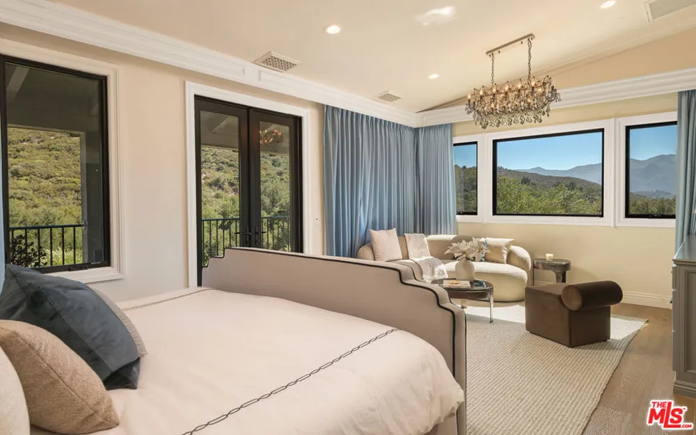 2691 Country Ridge Road Calabasas, CA 91302