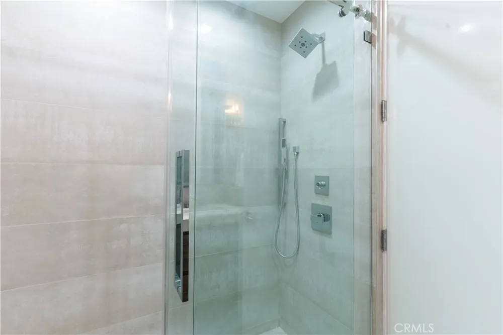 8148 Gould Avenue Hollywood Hills, CA 90046
