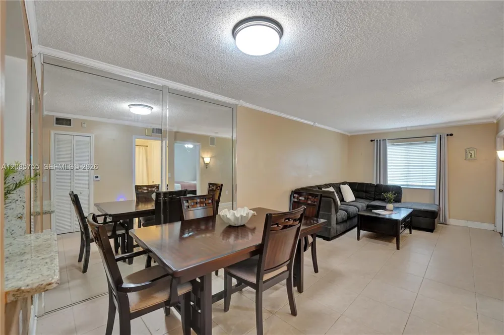 2298 NW 78th Ave #102 Pembroke Pines, FL 33024
