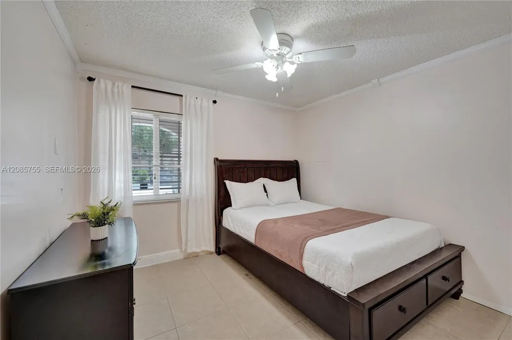 2298 NW 78th Ave #102 Pembroke Pines, FL 33024