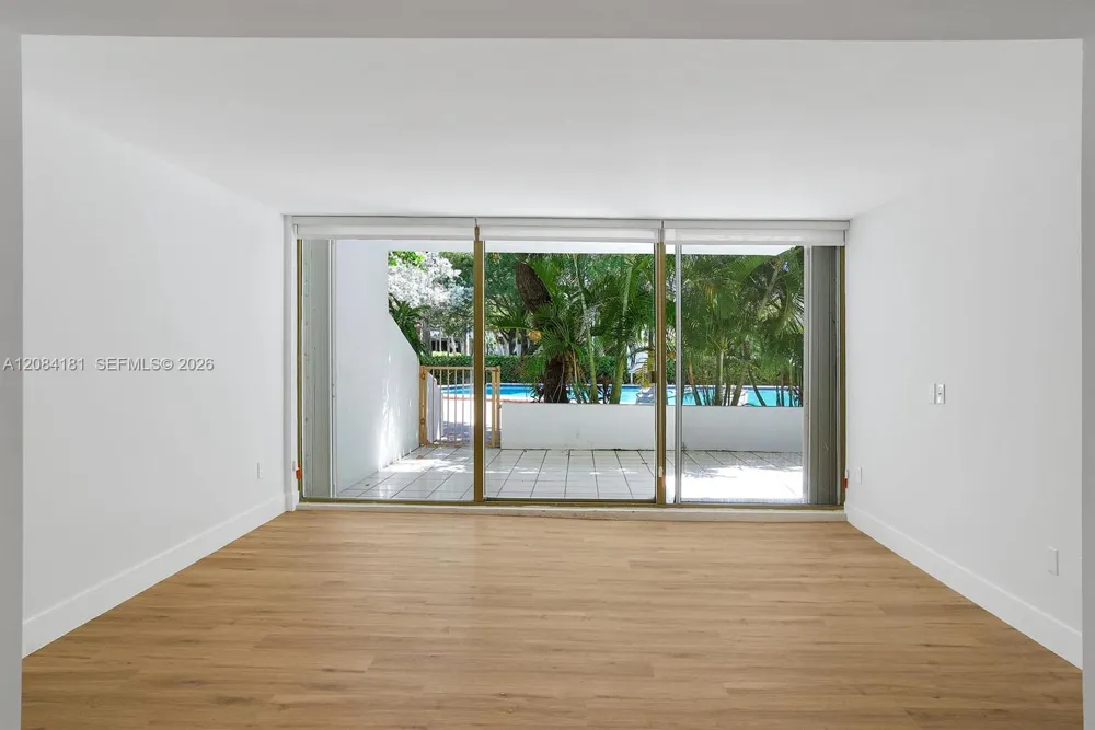 155 Ocean Lane Dr #103 Key Biscayne, FL 33149