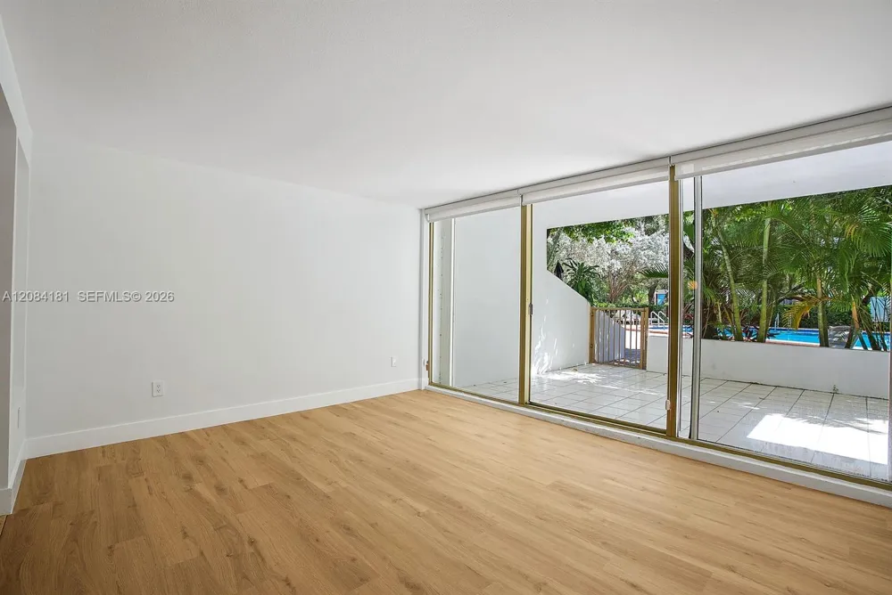 155 Ocean Lane Dr #103 Key Biscayne, FL 33149