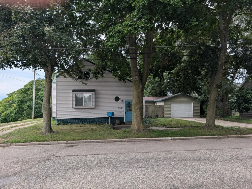 504 Adams Street Ludington, MI 49431