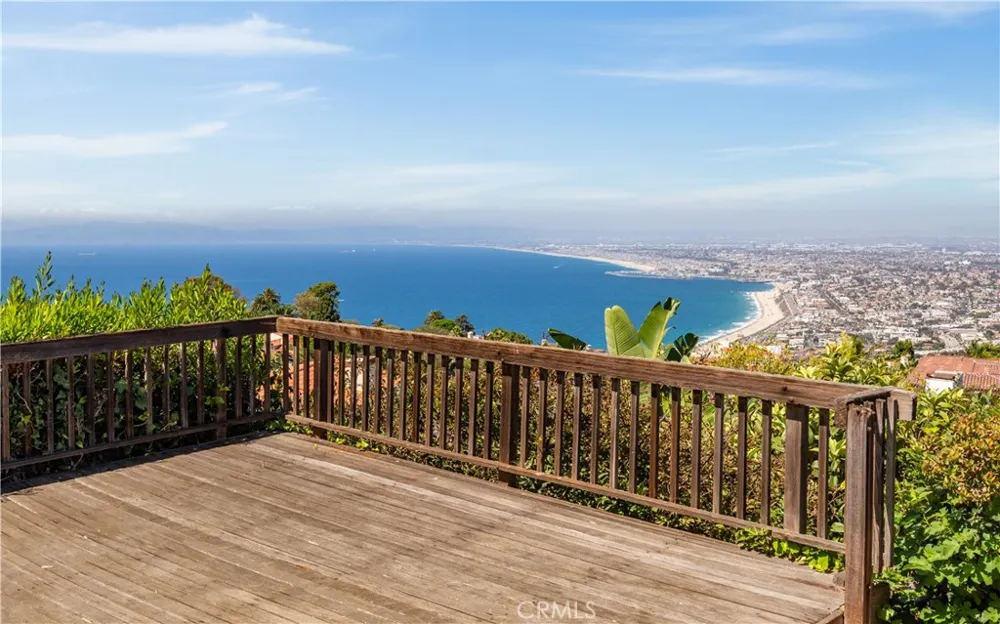 2315 Via Acalones Palos Verdes Estates, CA 90274