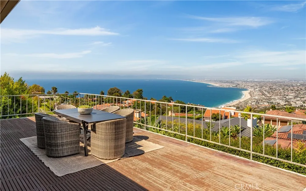 2315 Via Acalones Palos Verdes Estates, CA 90274
