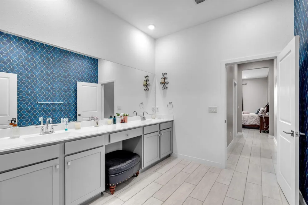 19704 Weathervane Way Loxahatchee, FL 33470