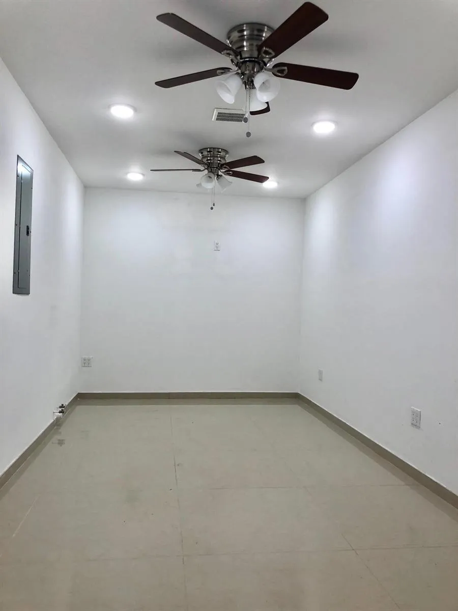 2728 TREASURE COVE CIRCLE #2728 Dania Beach, FL 33312