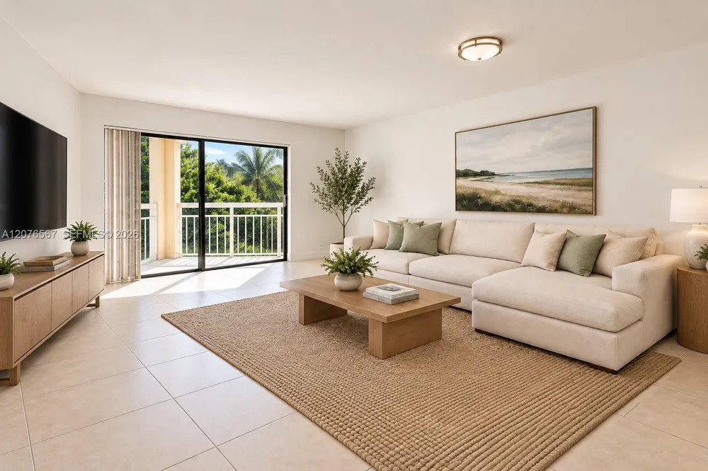 8290 Lake Dr #445 Doral, FL 33166