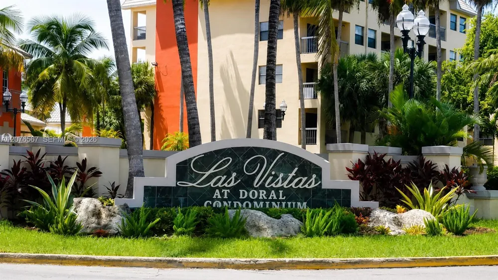 8290 Lake Dr #445 Doral, FL 33166