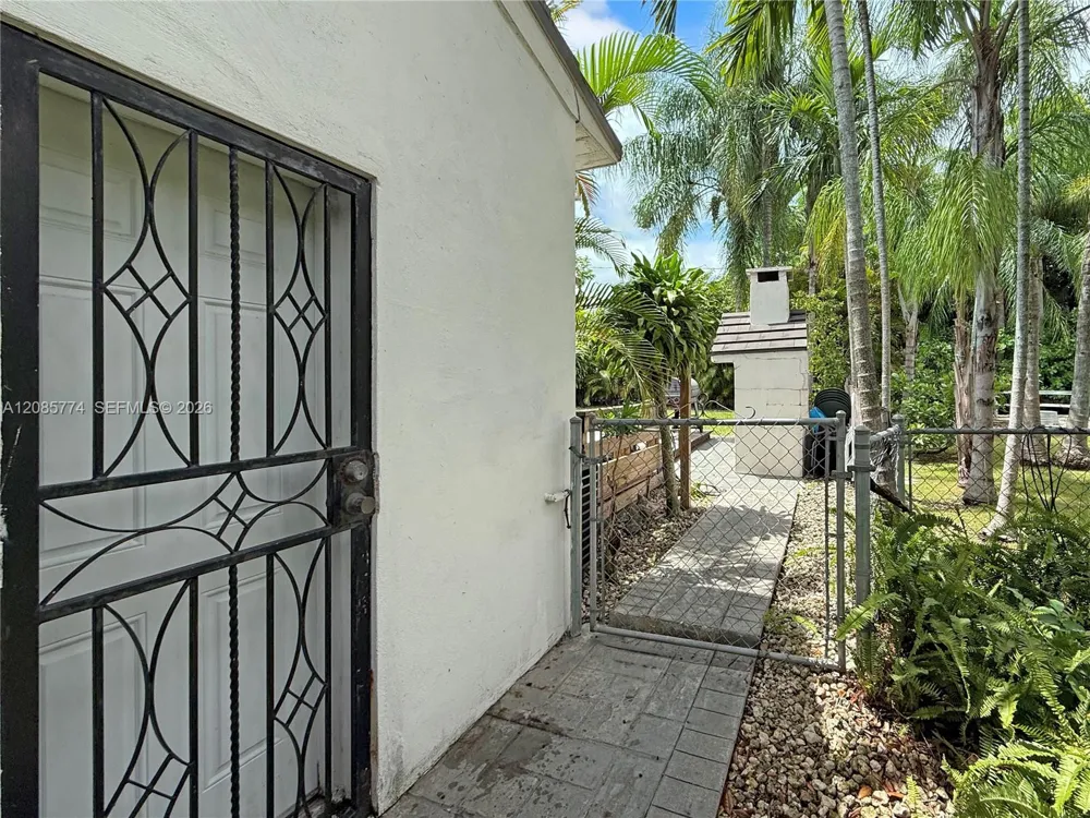 3128 Coconut Grove Dr Coral Gables, FL 33134