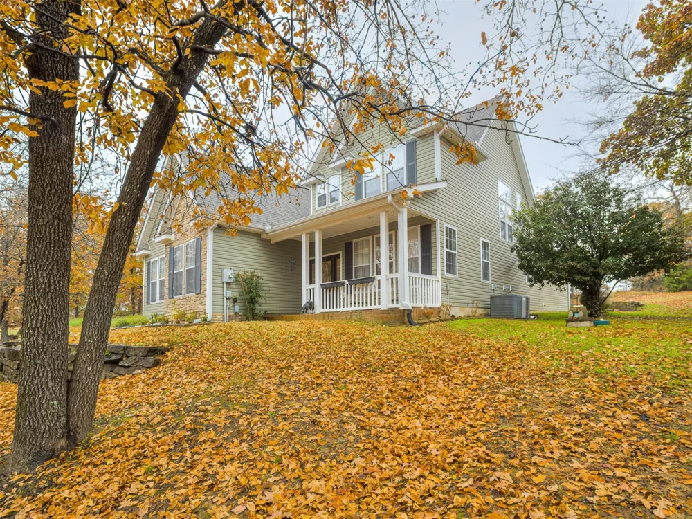 2485 Avalon Drive Eufaula, OK 74432