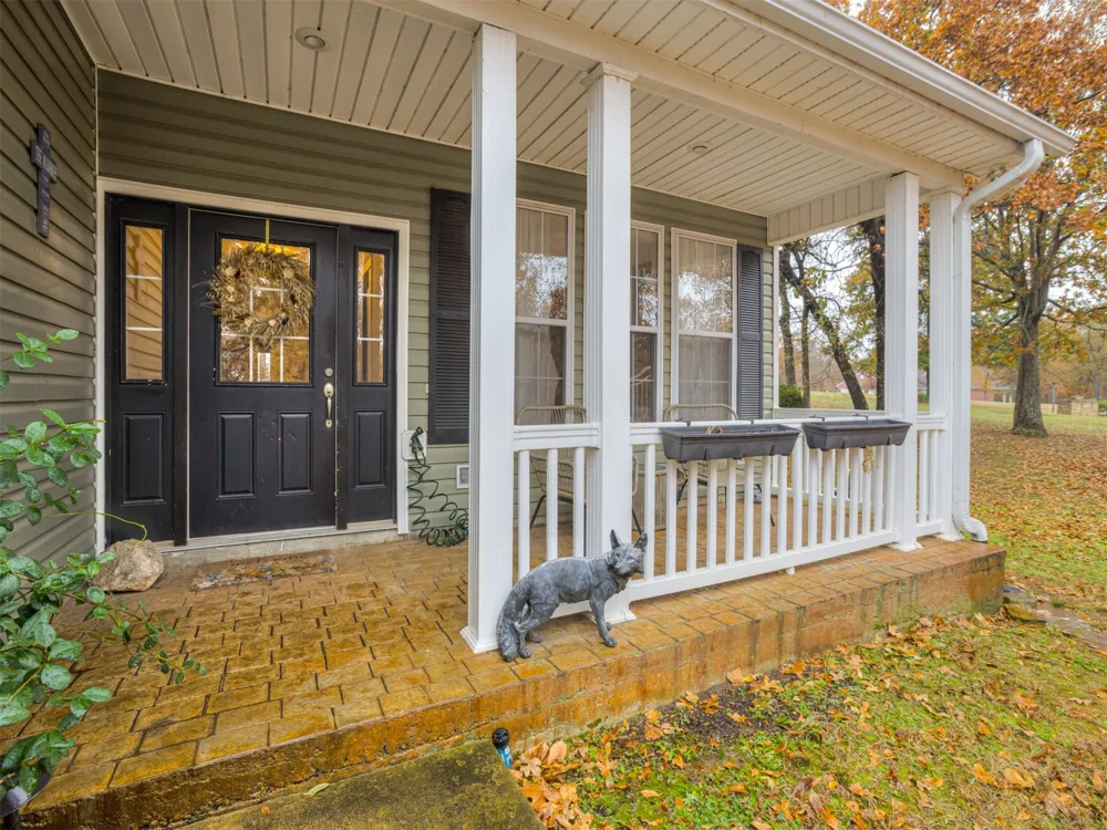 2485 Avalon Drive Eufaula, OK 74432