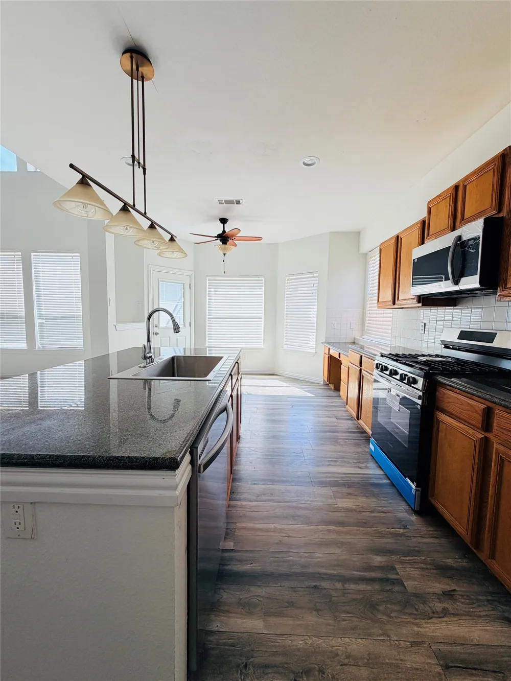 7416 Quail Point Lane Arlington, TX 76002