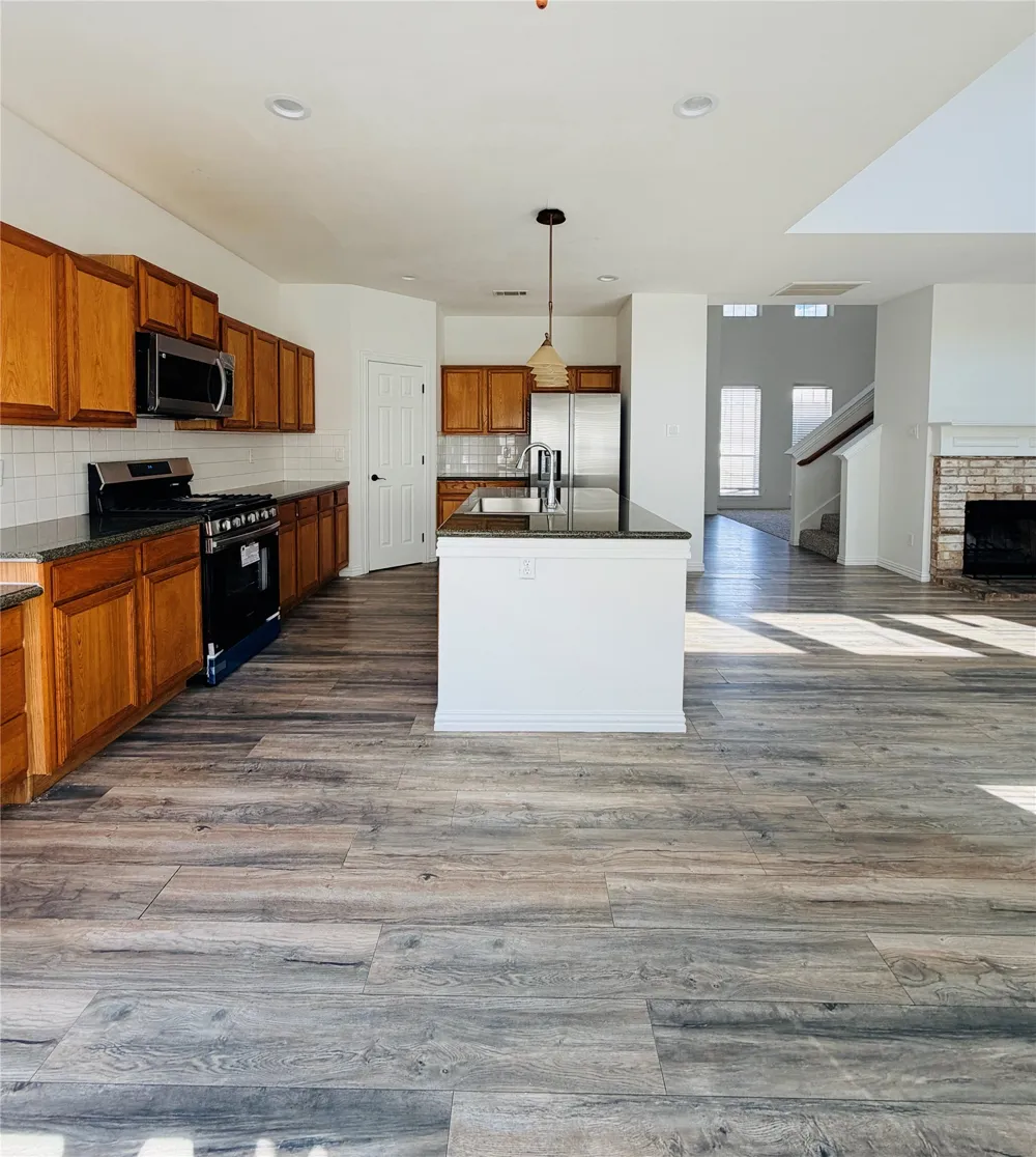 7416 Quail Point Lane Arlington, TX 76002