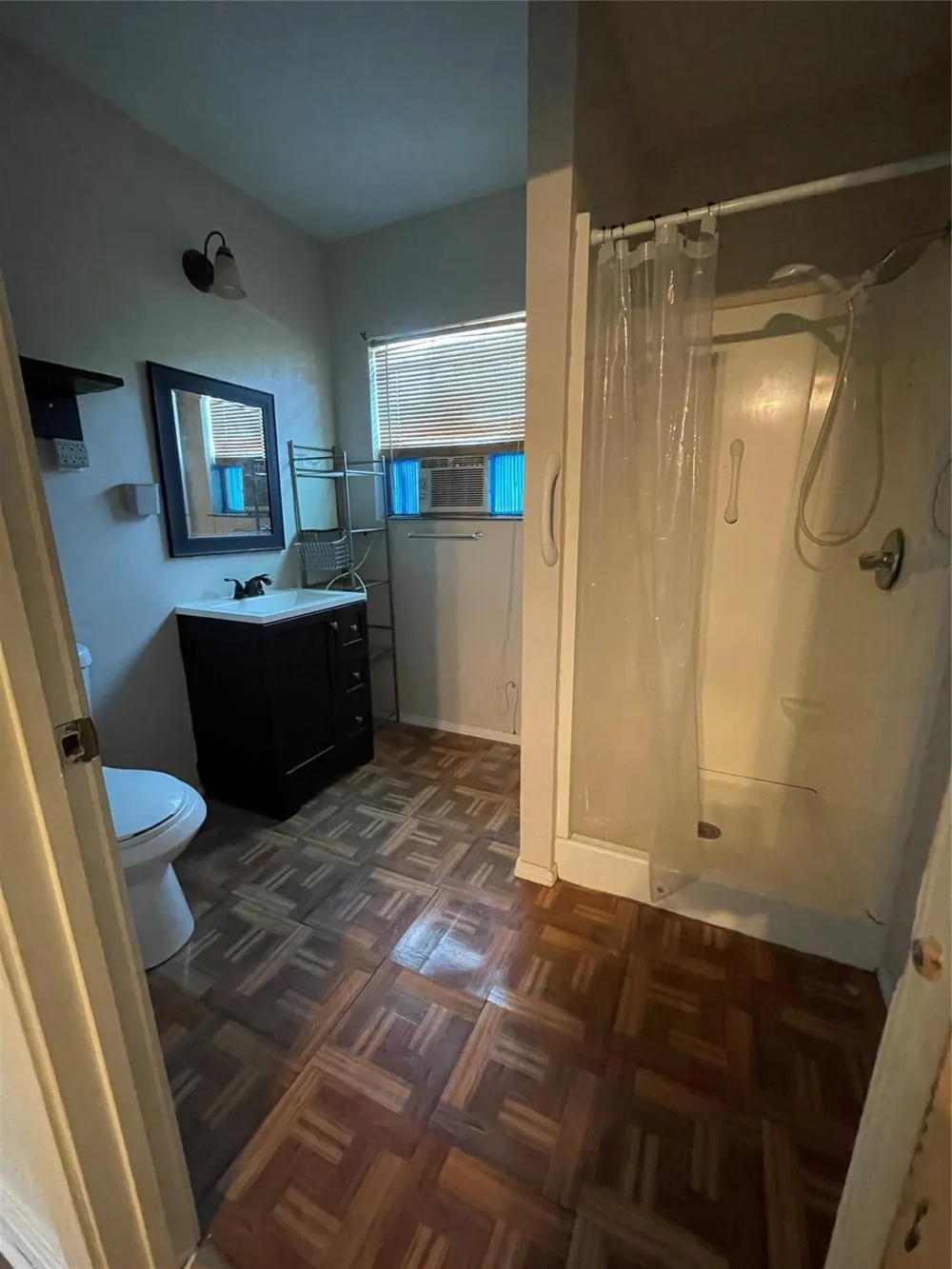 119 E Cleveland Street Baytown, TX 77520
