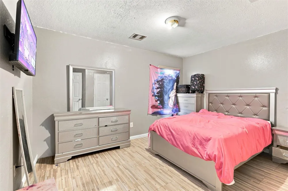 2906 Latch Lane Houston, TX 77038