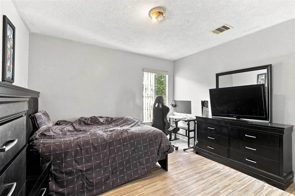 2906 Latch Lane Houston, TX 77038