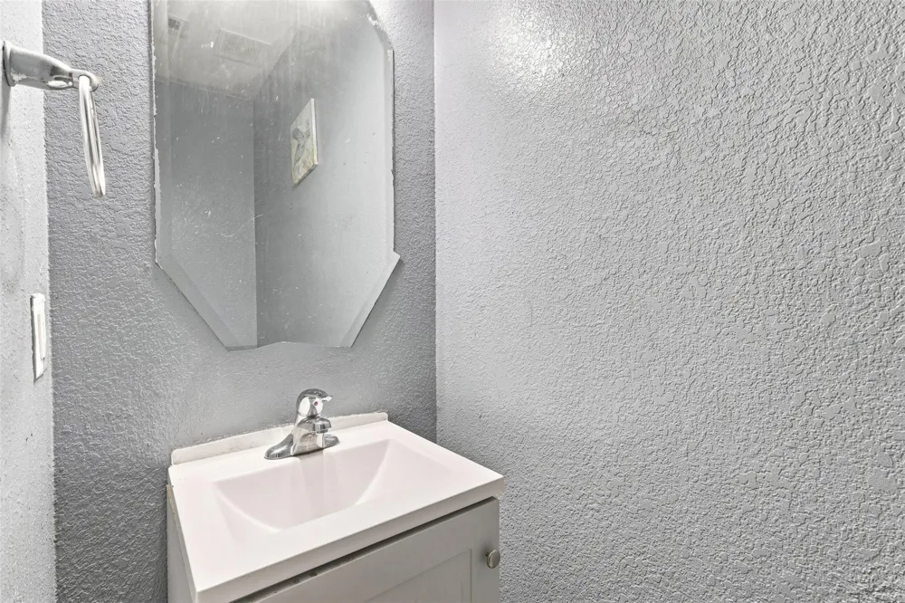 2906 Latch Lane Houston, TX 77038