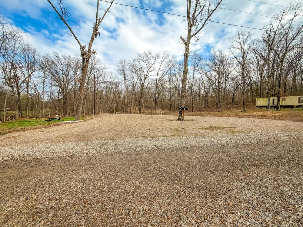 28266 S 573 ROAD Welling, OK 74471