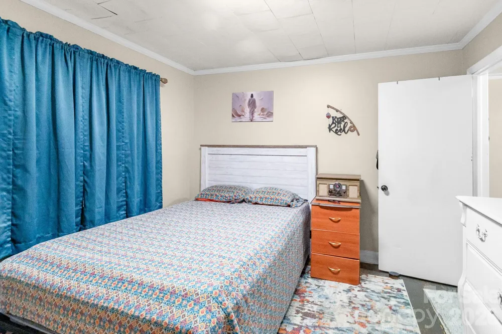 1587 Flat Creek Road Lancaster, SC 29720