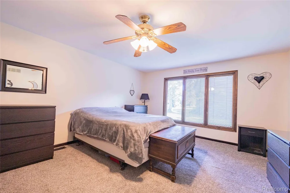 16300 Hannan Road Romulus City, MI 48174
