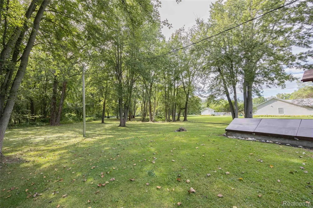 16300 Hannan Road Romulus City, MI 48174