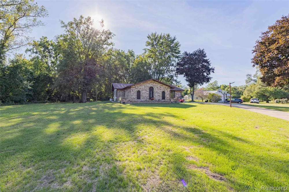 16300 Hannan Road Romulus City, MI 48174