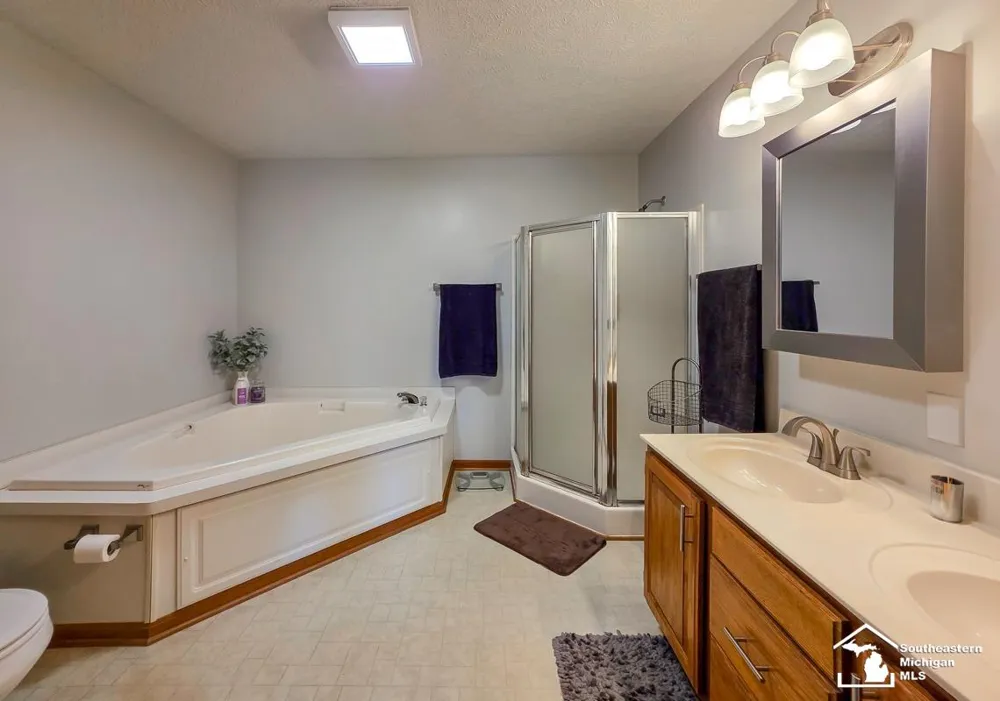 605 Nadeau Road Frenchtown Township, MI 48162
