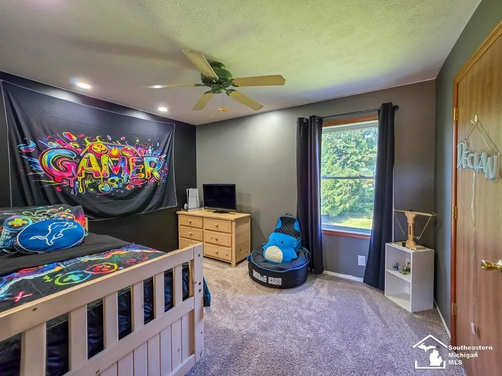 605 Nadeau Road Frenchtown Township, MI 48162