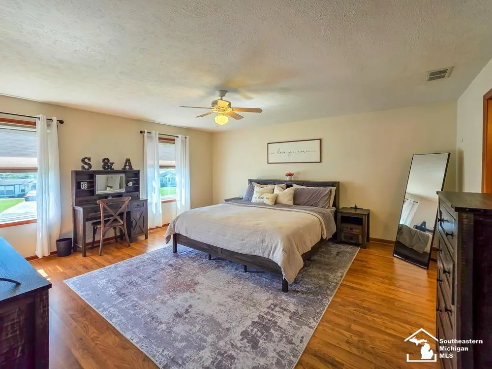 605 Nadeau Road Frenchtown Township, MI 48162