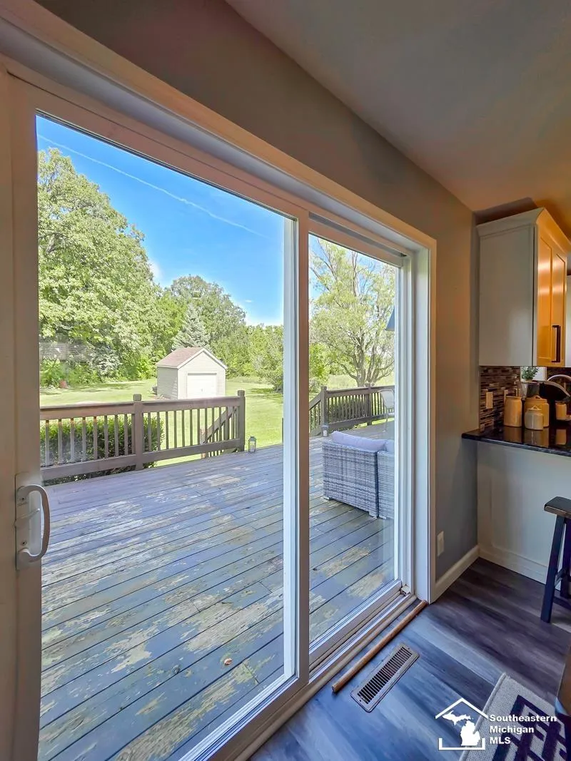 605 Nadeau Road Frenchtown Township, MI 48162