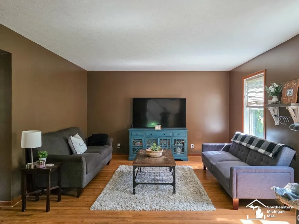 605 Nadeau Road Frenchtown Township, MI 48162