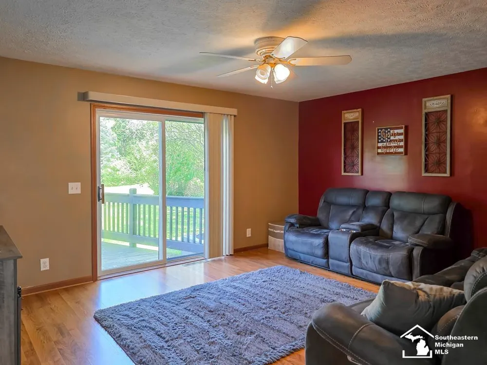 605 Nadeau Road Frenchtown Township, MI 48162