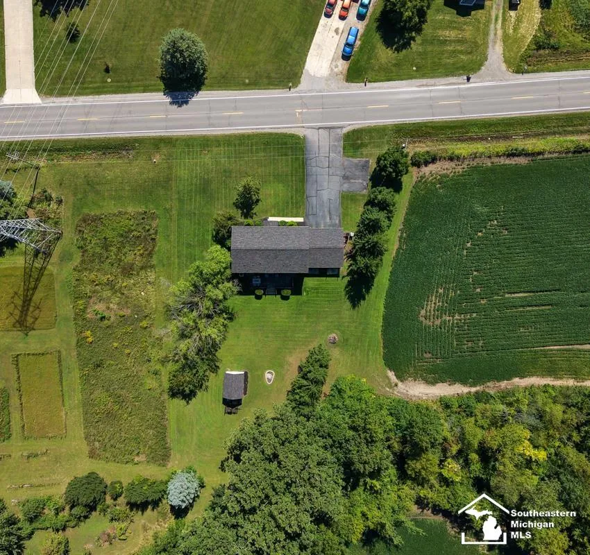605 Nadeau Road Frenchtown Township, MI 48162