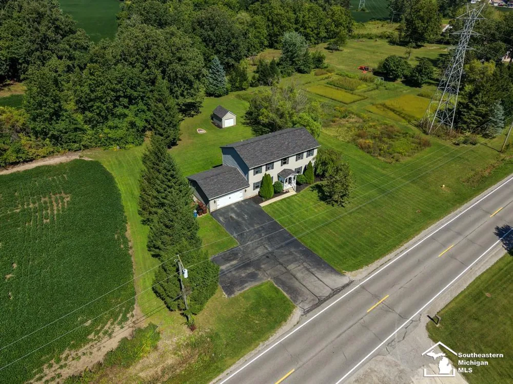 605 Nadeau Road Frenchtown Township, MI 48162