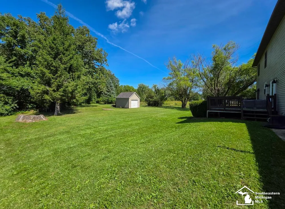 605 Nadeau Road Frenchtown Township, MI 48162