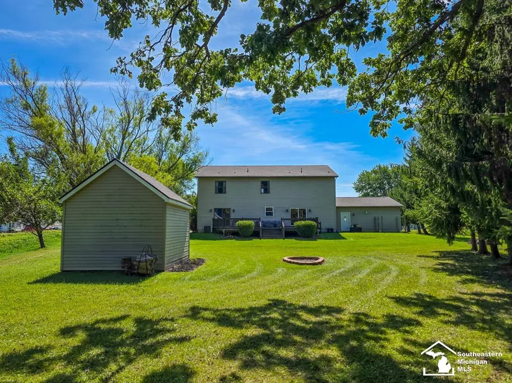605 Nadeau Road Frenchtown Township, MI 48162