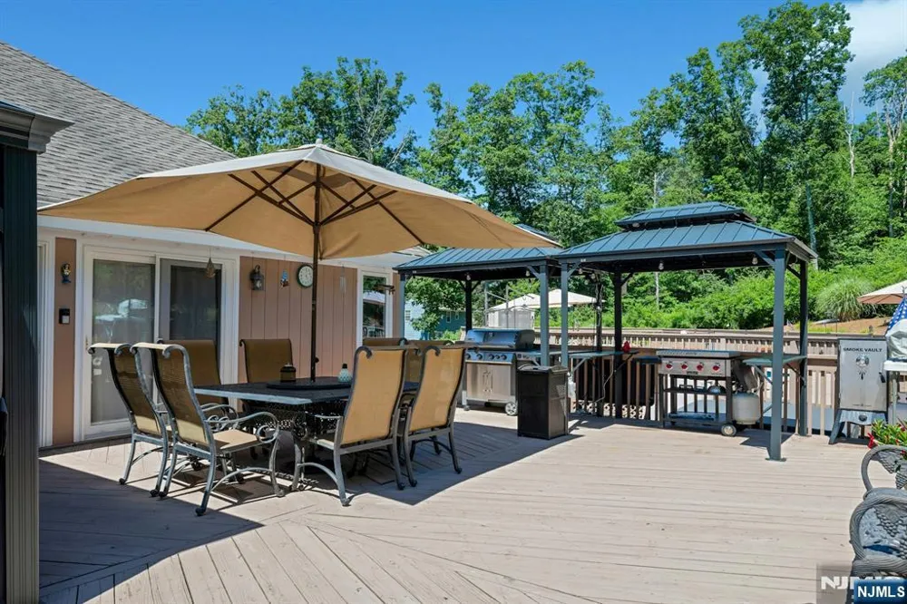1034 Green Pond Road Rockaway Township, NJ 07435