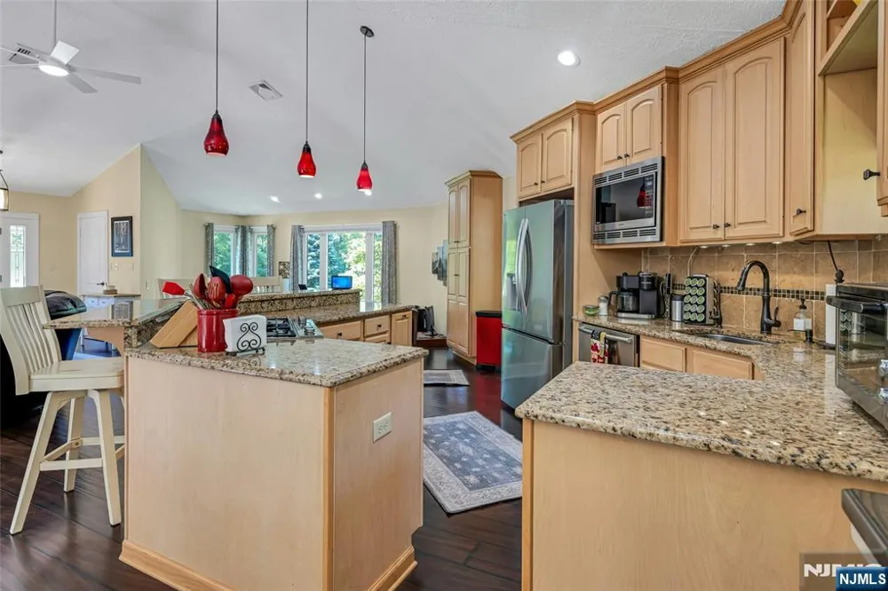 1034 Green Pond Road Rockaway Township, NJ 07435