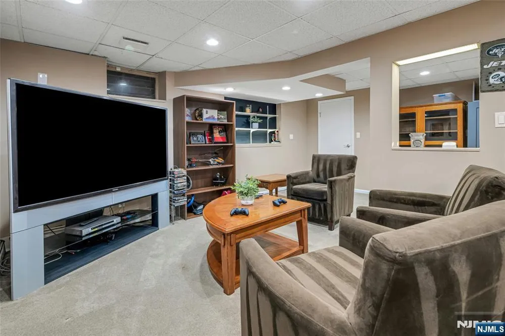 1034 Green Pond Road Rockaway Township, NJ 07435