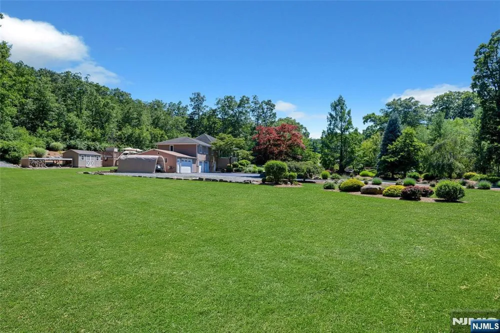 1034 Green Pond Road Rockaway Township, NJ 07435