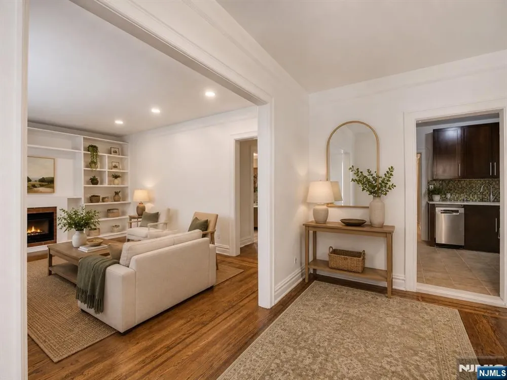 260 Harrison Avenue 104 Jersey City, NJ 07304