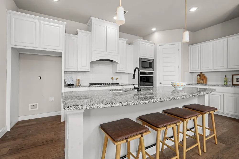 712 Brody Trail Aledo, TX 76008