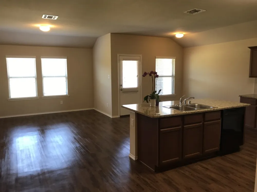 2126 Shady Glen Trail Princeton, TX 75407