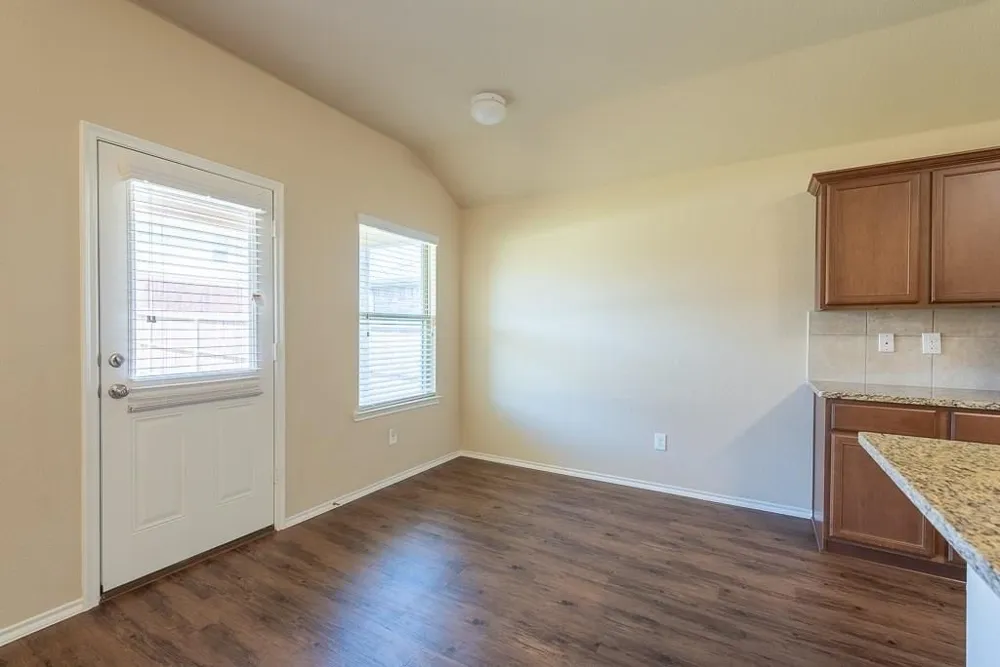 2126 Shady Glen Trail Princeton, TX 75407