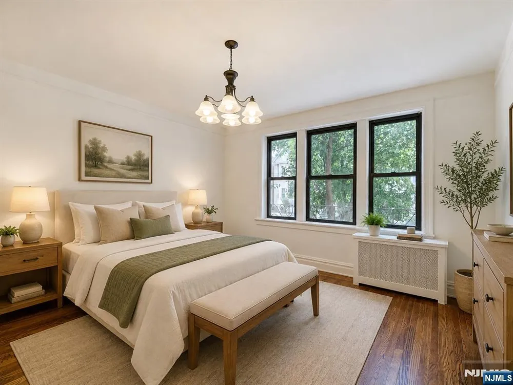 260 Harrison Avenue 104 Jersey City, NJ 07304