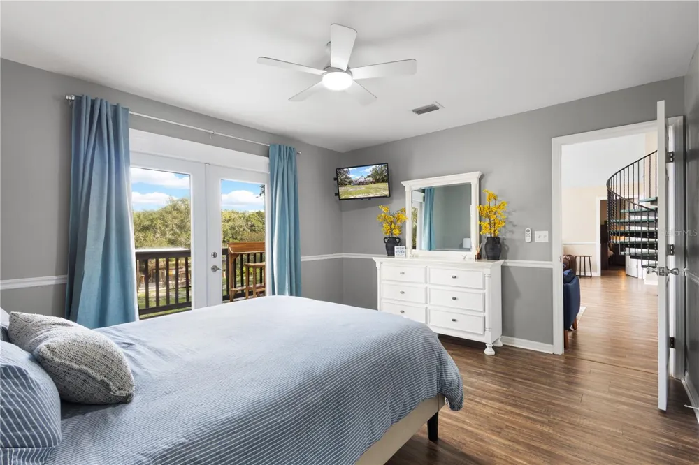 190 SE RIVERSIDE WEST DRIVE Branford, FL 32008